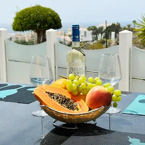 Relaxing Ocean View, Spacious Art With Large Terrace, Near Beaches , Costa Adeje (Tenerife) Spain